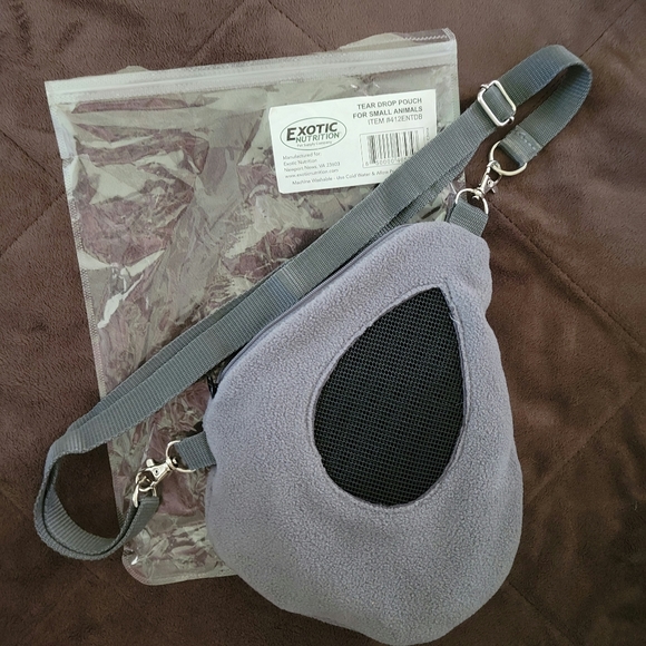 BRAND NEW Exotic Nutrition Small Animal Grey Tear Drop Carry Pouch with strap - Picture 8 of 9